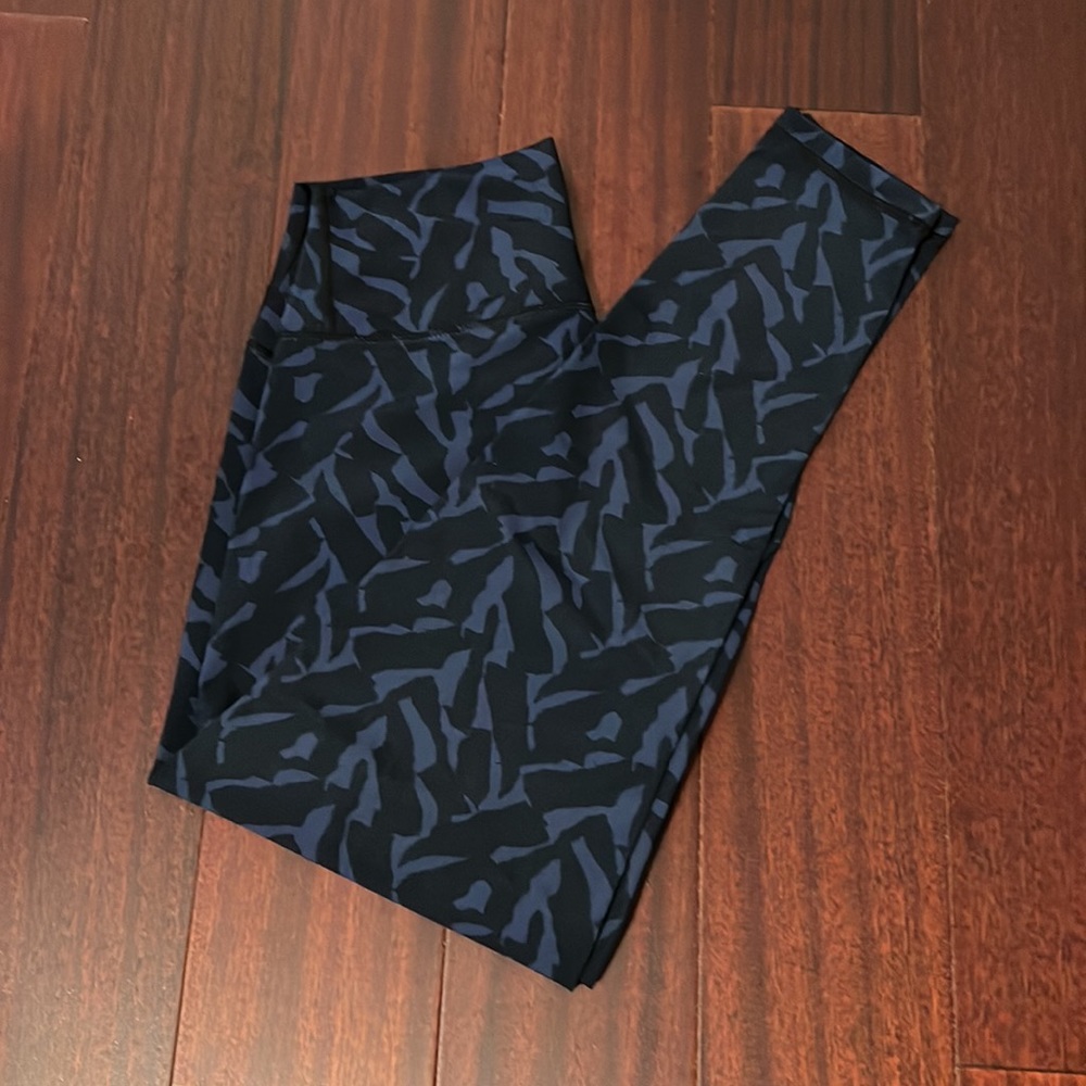 NWT DYI High Rise 7/8” Leggings